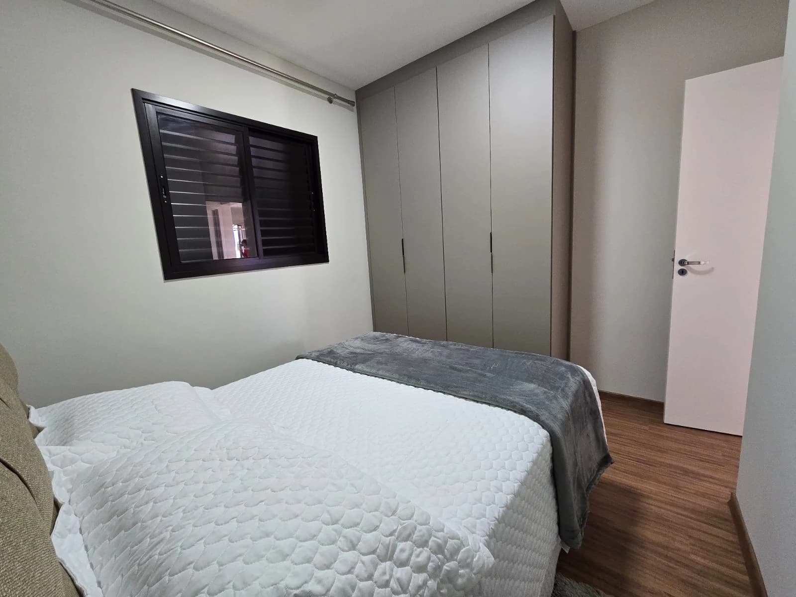 Apartamento de 2 quartos no bairro Quintais do Imperador
